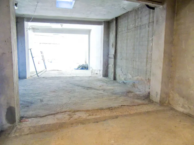 Estupendo local multifuncional en Canterería. / HH Asesores, Inmobiliaria en Burjassot/ — 6