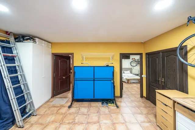 Chalet unifamiliar independiente de 320 m2 parcela de 992 con piscina y certificación A — 47