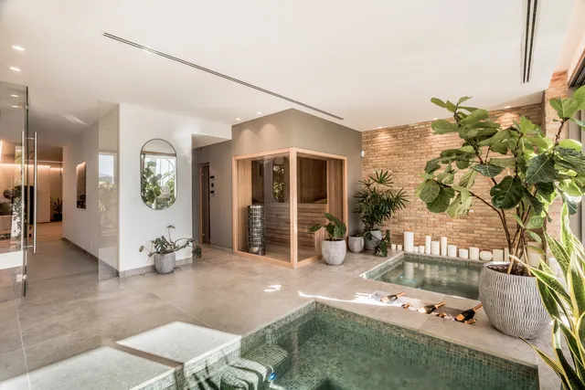 Chalet 6 habitaciones 943m² en venta - Costa Del Sol — 35