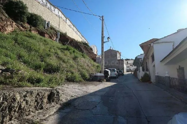 Terreno urbano en Almogía — 2