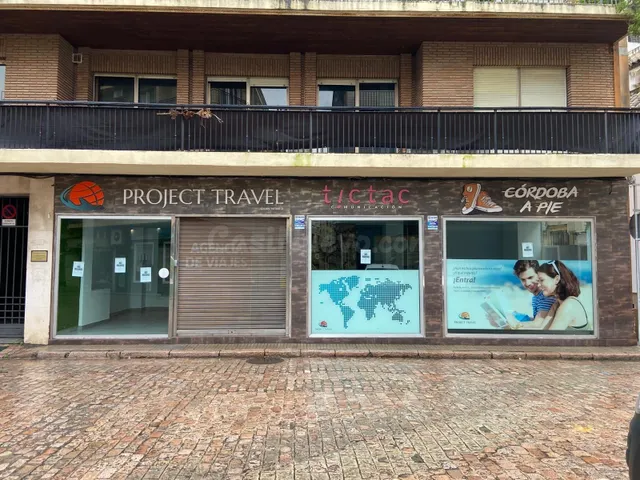 ¡FINCA RÚSTICA HIPOTECABLE CON CASA, PISCINA Y ZONA DEPORTIV - foto 3