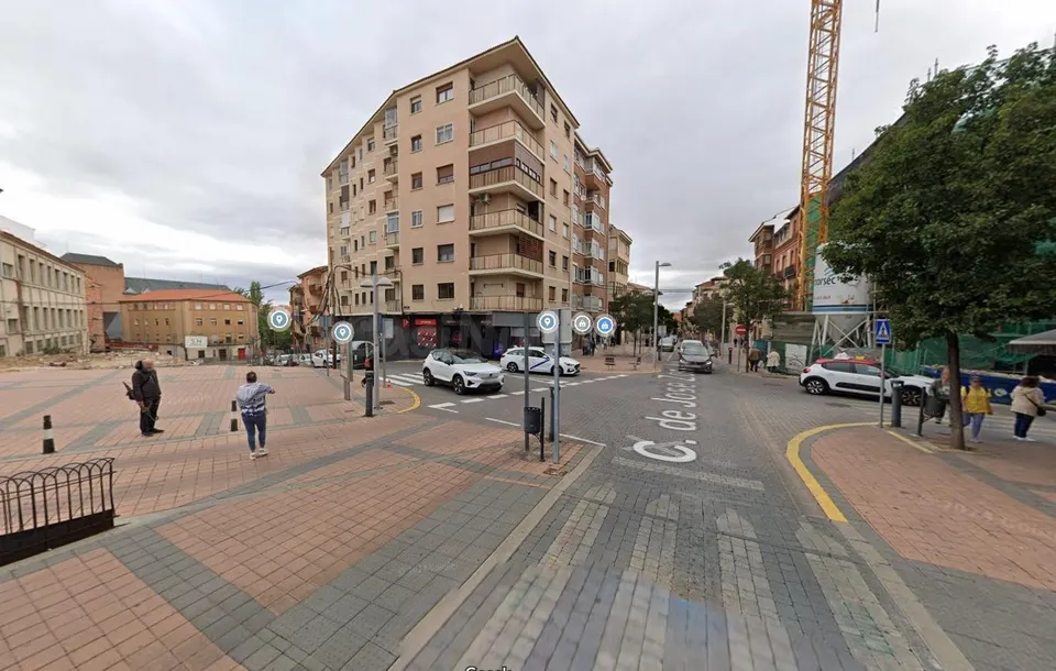 VENTA LOCAL EN JOSE ZORRILLA.-.