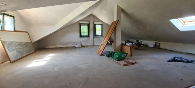 CASA REFORMADA USO HOTELERO EN SANTA COMBA — 45