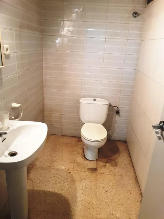 Local comercial - Esplugues de Llobregat (Can Clota) — 14
