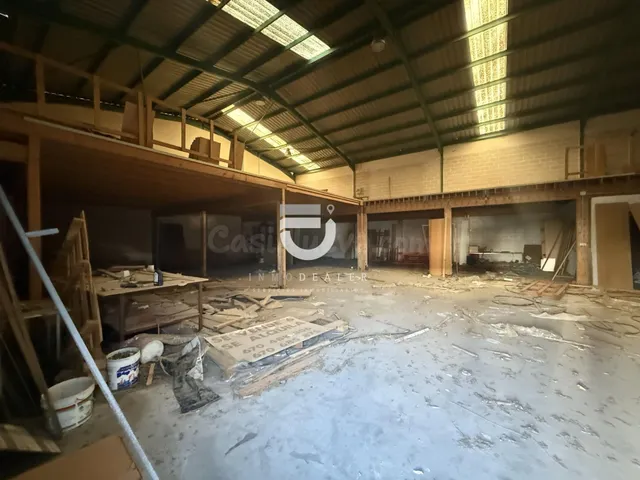 Nave industrial 371m² en venta - Oliva pueblo - foto 2