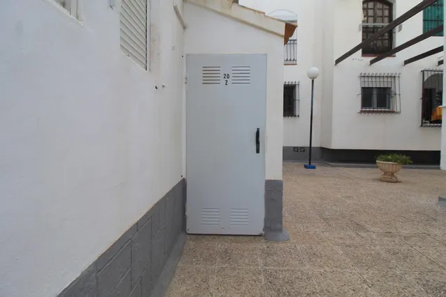 Estudio en residencial con piscina — 29