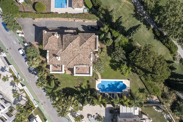 Chalet 5 habitaciones 536m² en venta - El Madroñal — 50