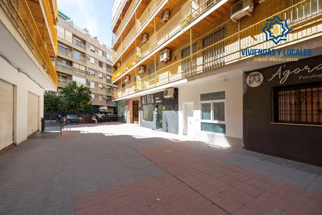 ESTUDIO EN PLENO CENTRO DE GRANADA. ALTA RENTABILIDAD - foto 3
