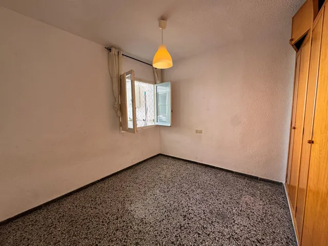 ¡oportunidad! 3 habitaciones para reformar en la florida alta, cerca del centro — 12