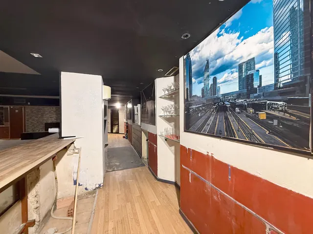 Local comercial 273m² en alquiler - Universidad San Francisco — 18