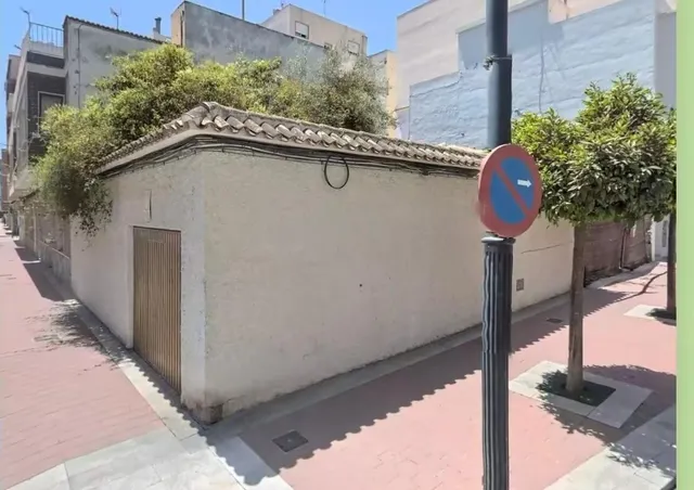 ¡Inversión Ideal en Guardamar del Segura: Solar Edificable con Vistas al Mar! — 3