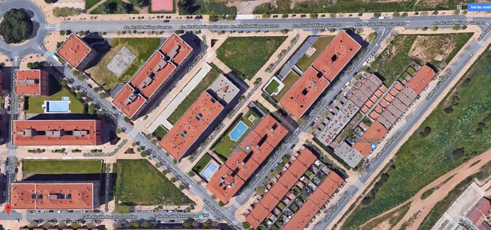 VENTA SUELO URBANO RESIDENCIAL PARA CONSTRUCCIÓN DE 10 VIVIENDAS UNIFAMILIARES.
