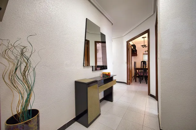 EXCLUSIVO ÁTICO EN ALQUILER CON TERRAZA PRIVADA EN LOS ANDEN - foto 2
