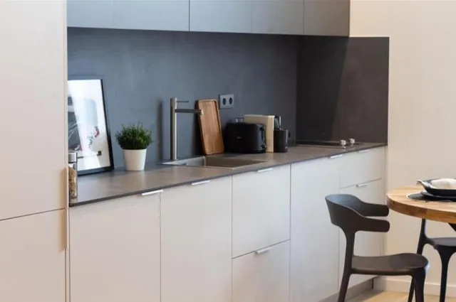 ATENCIÓN INVERSORES!! PLANTA BAJA REFORMADA EN TRES APARTAMENTOS CON LICENCIA TURÍSTICA!! — 12
