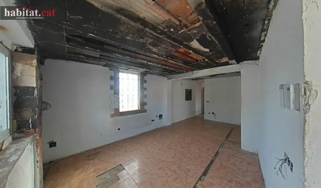 VIVIENDA RÚSTICA A REHABILITAR CON TERRENO — 7