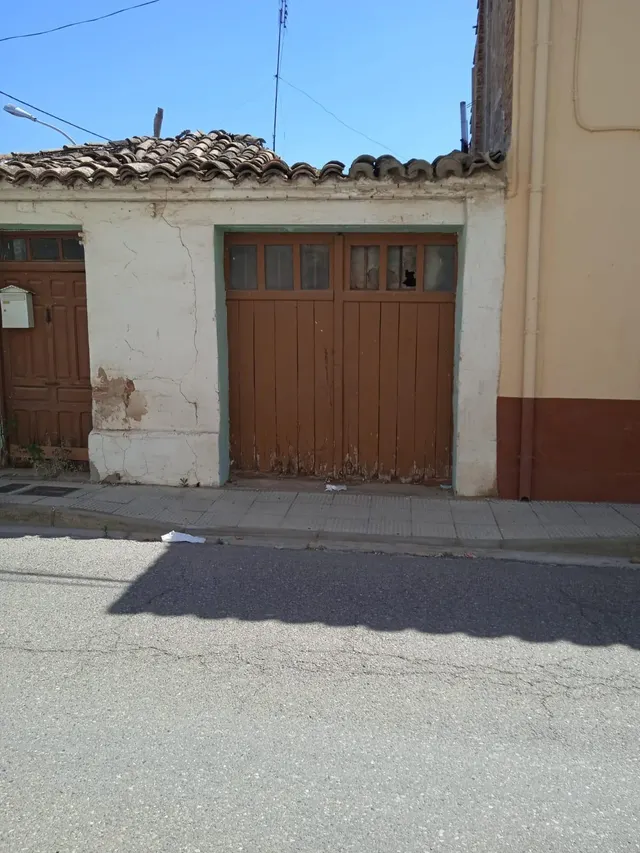 Casa para reformar en Castejón,  23.000€ — 6