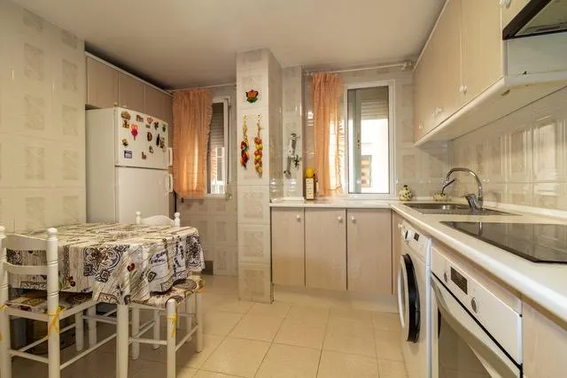 Oportunidad única de vivir junto al mar en una ubicación inmejorable. | CABANILLAS REAL ESTATE — 14