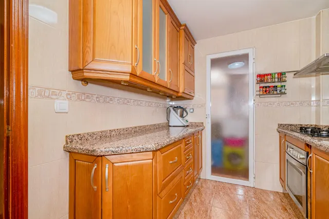 Oportunidad en venta de casa adosada de 3 dormitorios en hijar — 20