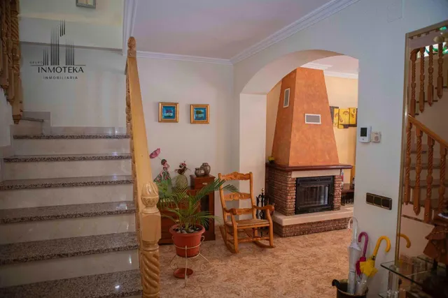 Ref: c138 grupo inmoteka inmobiliaria vende casa de lujo zona san pablo/feria — 4