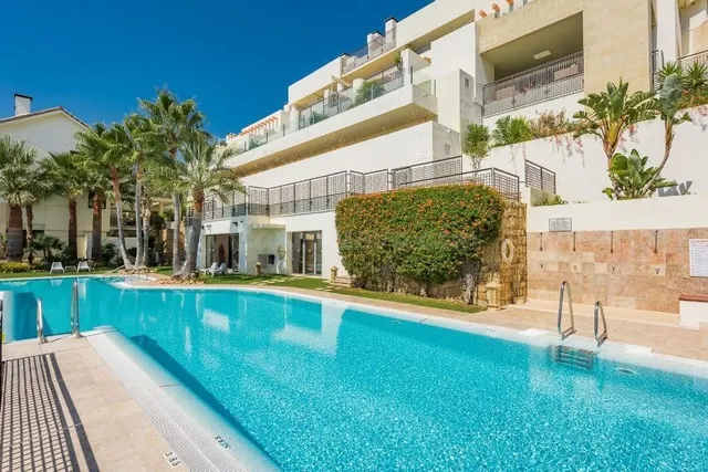 Impresionante ático dúplex con panorámicas vistas al mar en  - foto 4
