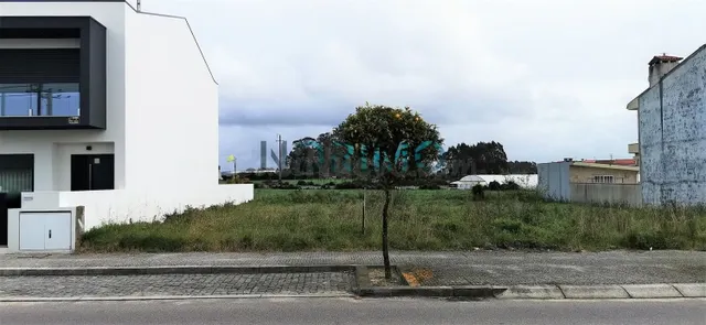 Terreno urbano 396m² en venta - Póvoa de Varzim - Beiriz - A