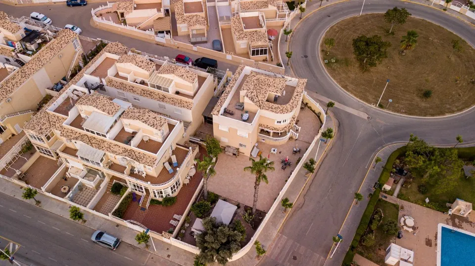 ¡Descubre el hogar de tus sueños en Torrevieja!