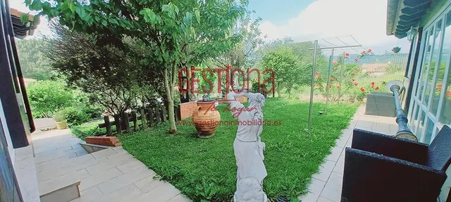 CHALET CON PISCINA PRIVADA. MERUELO. — 45
