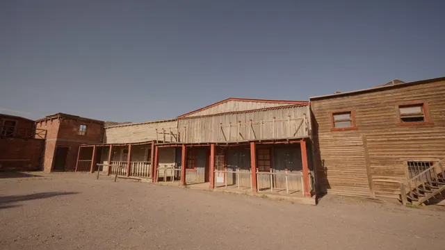 WESTERN LEONE, A LA VENTA — 18