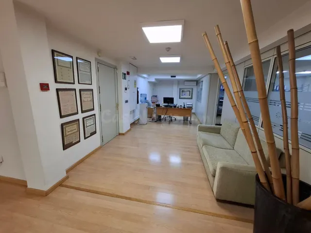 Oficina 292m² en venta - Mercado