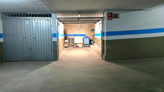 Garaje , Cochera, Cerrada en Ronda - foto 2