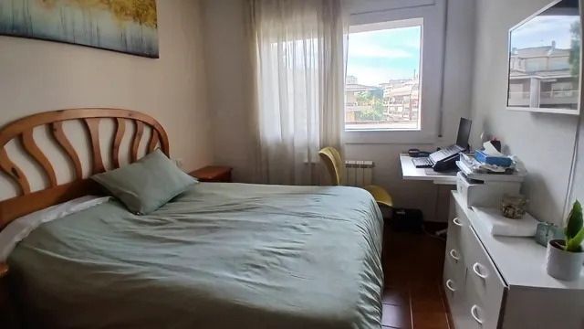 Espectacular Ático Esquinero con Licencia Turística, Plaza de Parking y piscina comunitaria. — 24