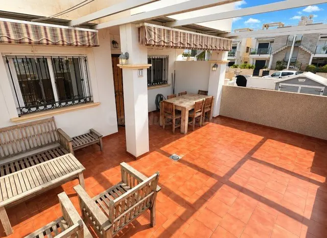 Casa o chalet en venta en La Ciñuelica - Villa Rosa — 4