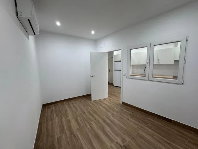 Apartamento totalmente reformado con piscina comunitaria — 15