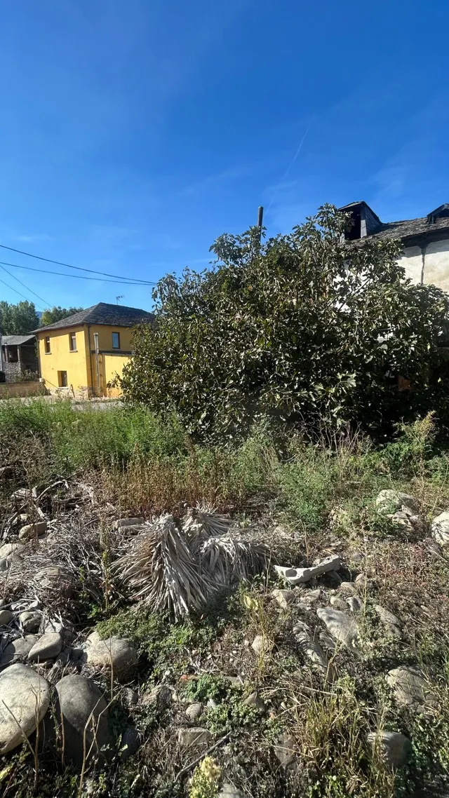 Amplia Casa de Piedra en Dehesas - Oportunidad Única por 29.000 € — 6