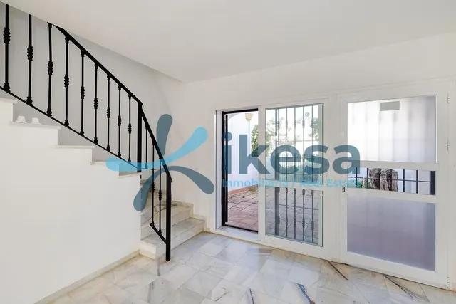 Venta de Casa Adosada en Marbella, Málaga. — 13