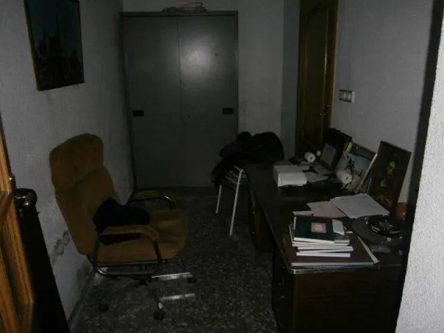 LOCAL COMERCIAL — 4