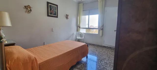 Piso de 4 dormitorios en pleno Paseo Alfonso XIII amueblado — 17
