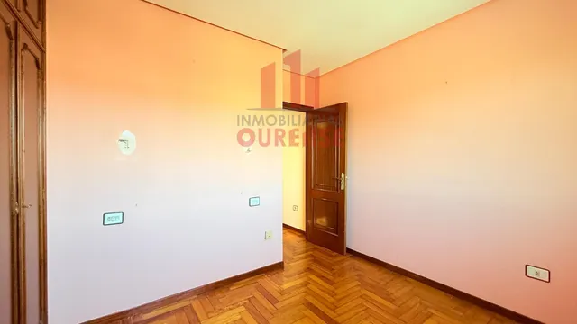 Apartamento con todos los servicios y preciosas vistas en pleno centro de Ourense — 18
