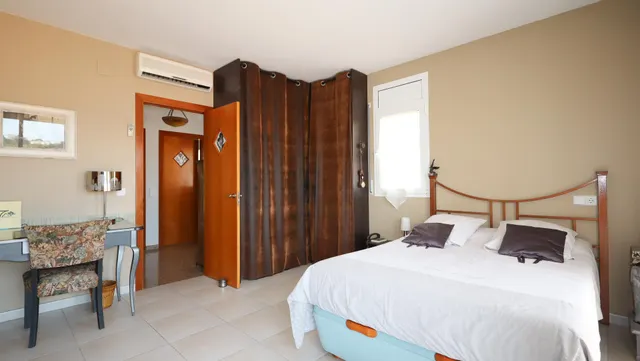 Casa en Llançà a 300m de la playa de la Farela. — 13