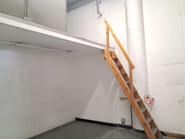 Muy bien situado! — 9