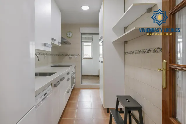 Ático en venta en La Zubia — 14