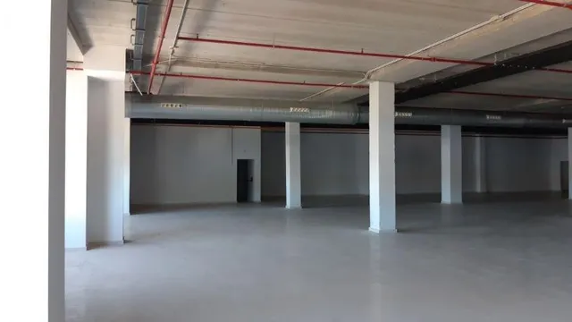 NAVE EN VENTA EN EL PTL VALLADARES (VIGO) — 26