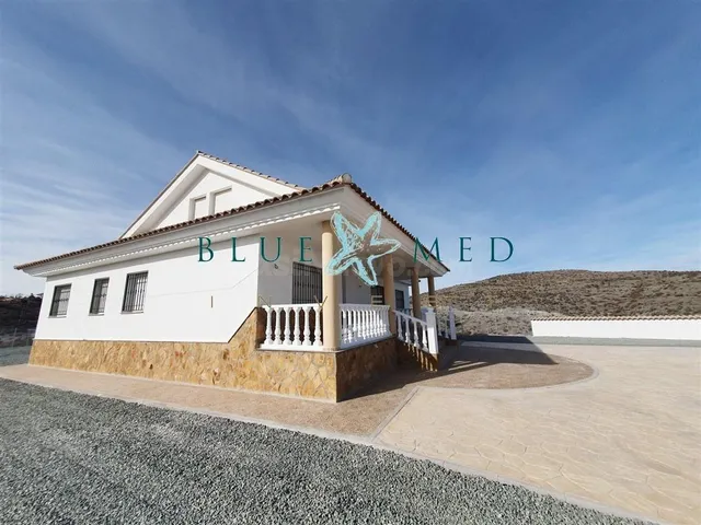 CHALET CON VISTAS A LA MONTAÑA MUY CERCA DE PUERTO LUMBRERAS - foto 3