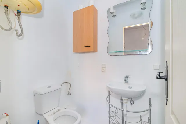 Casa señorial con terraza y posibilidad de rentabilidad. — 4