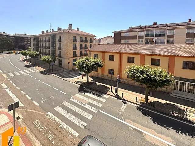 Amplia vivienda en Briviesca — 3