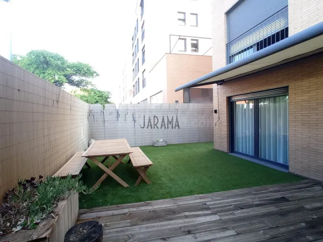 EXCLUSIVO APARTAMENTO CON TERRAZA EN TUDELA - foto 2