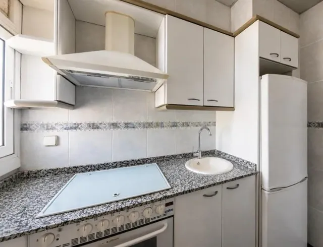 Piso 3 habitaciones 85m² en venta - La Latina - foto 4
