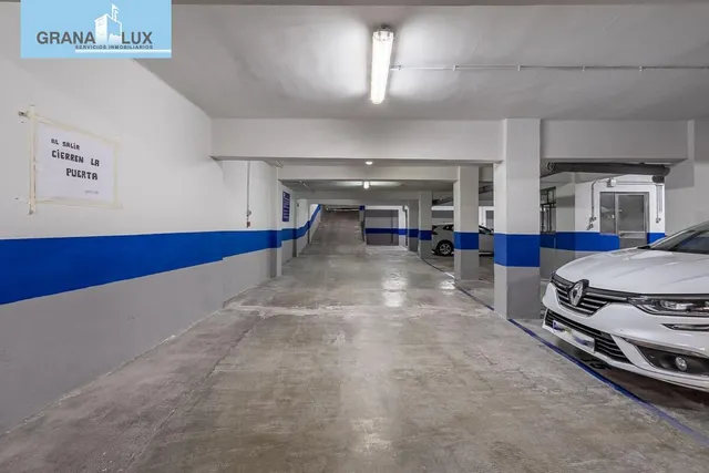 PARKING DE 30 PLAZAS EN PLENO CENTRO DE GRANADA — 13