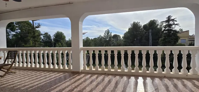 Chalet en venta en Olocau en Urbanización Pedralvilla. — 42