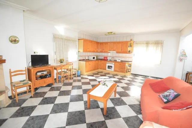 Magnífico chalet en Orihuela zona Urb. Montepinar, 344 m2. y parcela de 2737 m2. — 5